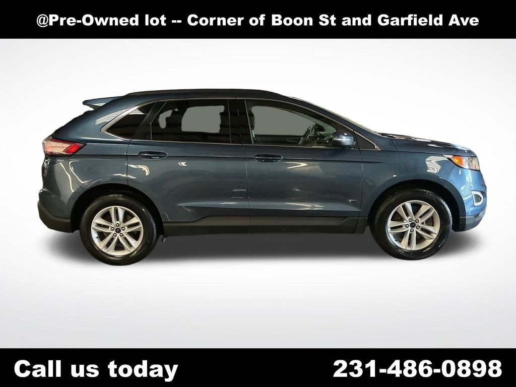 Used 2018 Blue Ford SEL image 6