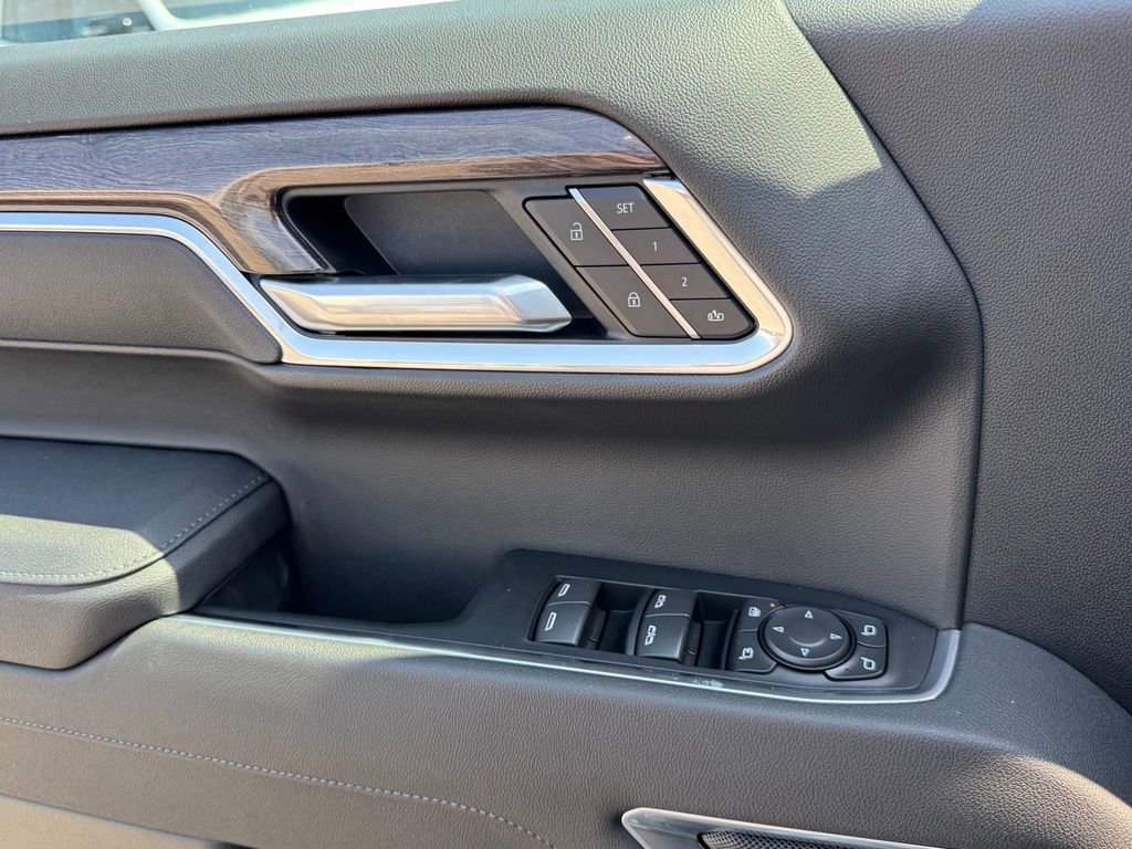 2026 Chevrolet Silverado 1500 LTZ - Photo 34