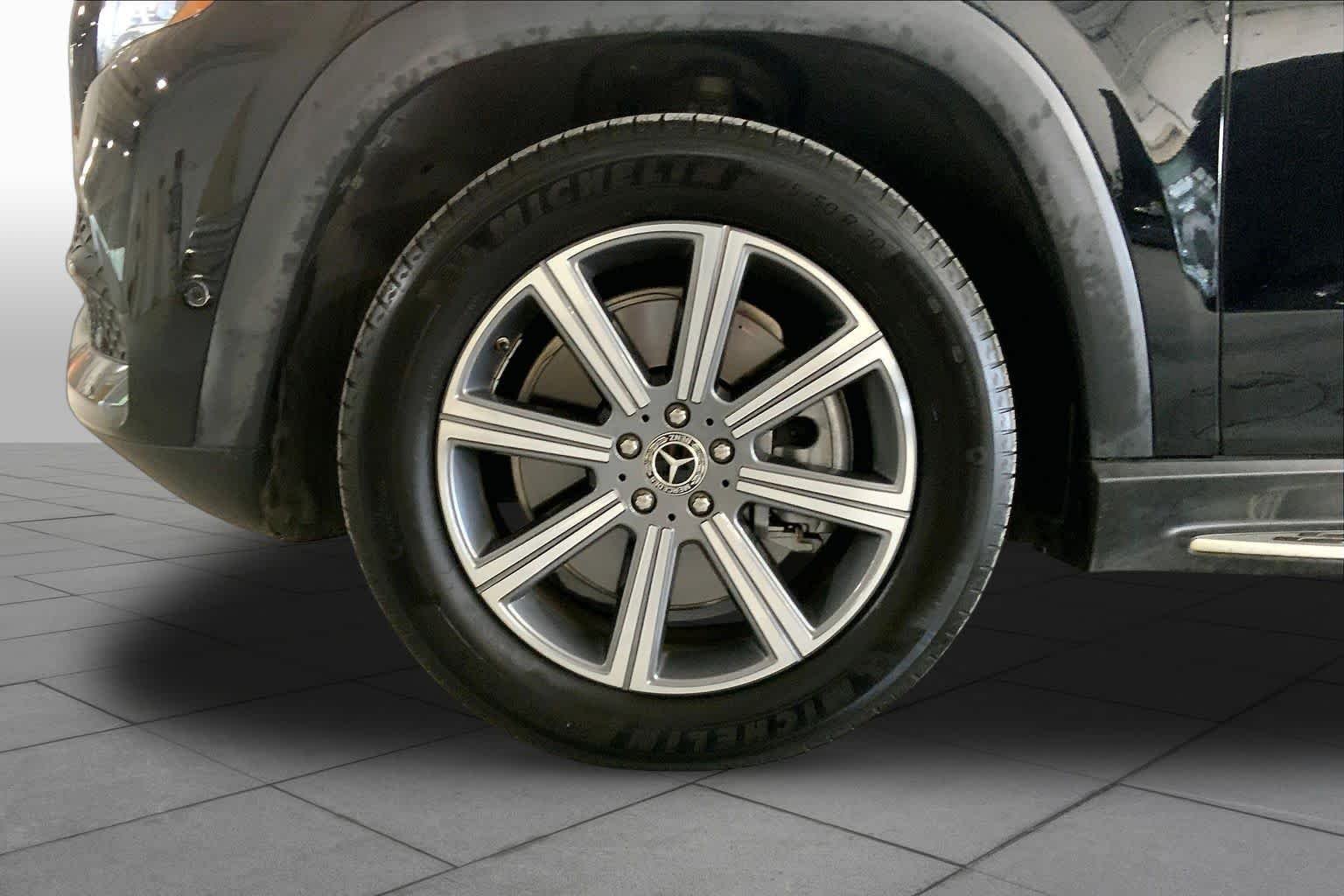 Used 2021 Black Mercedes-Benz GLS 450 image 11