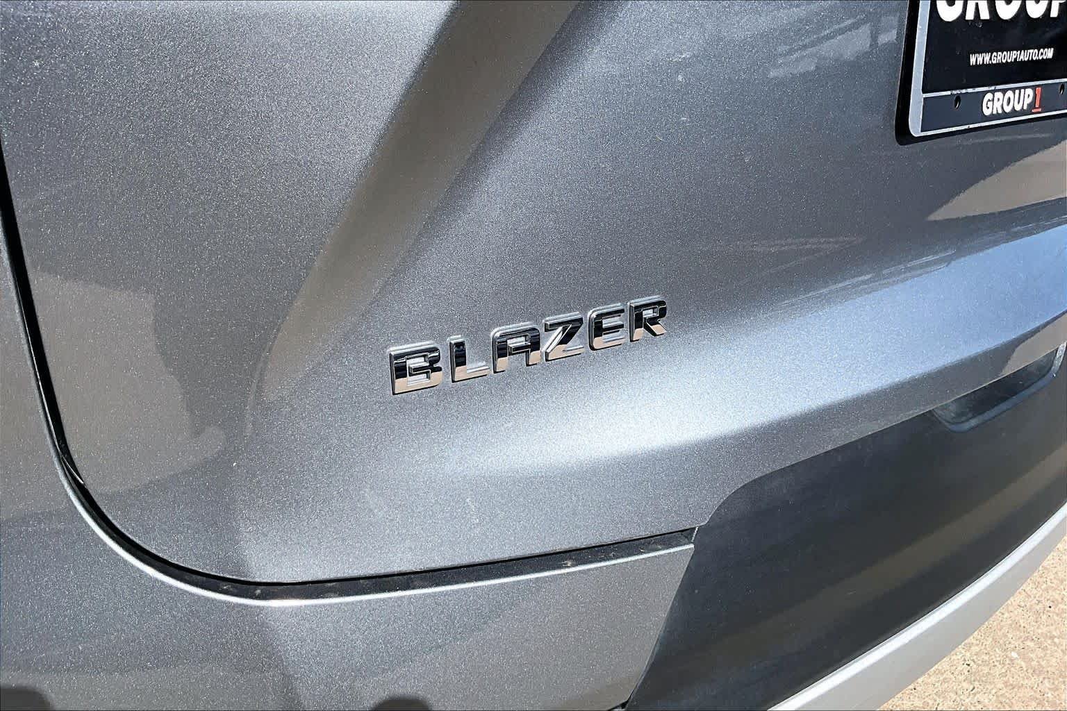 Used 2025 Sterling Gray Metallic Chevrolet LT image 9