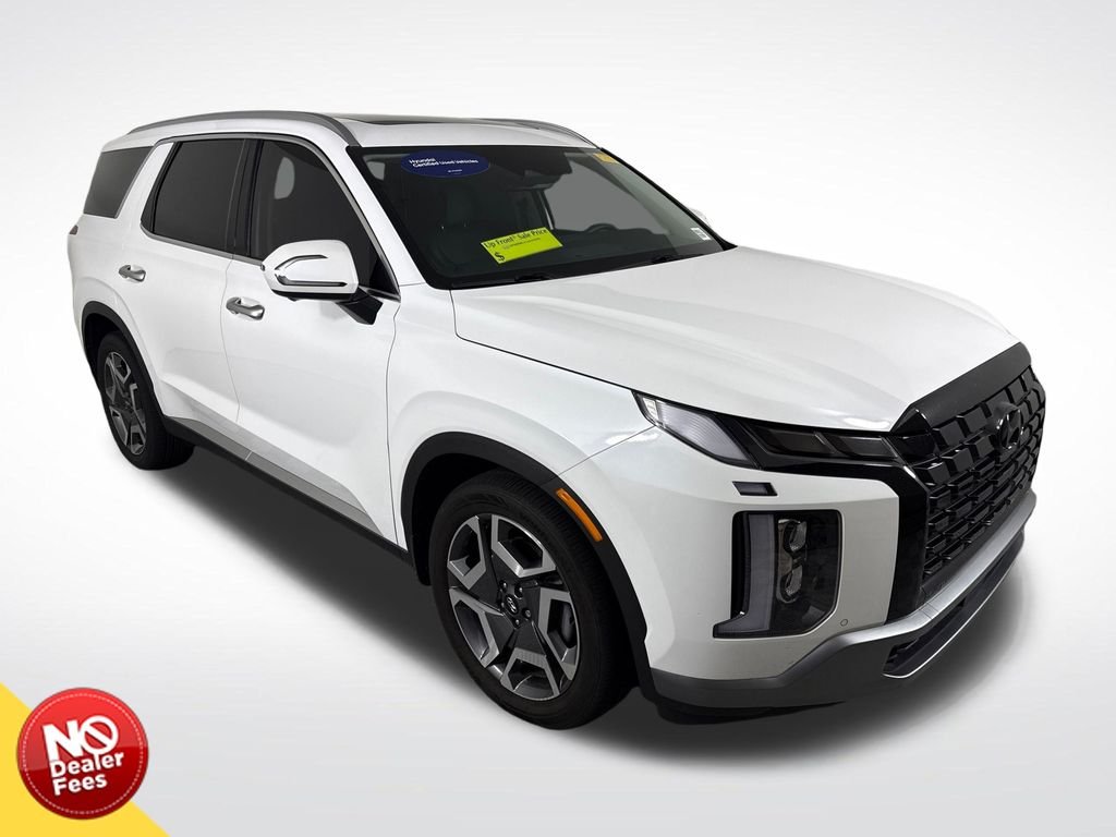 Used 2025 White Hyundai SEL Premium image 1
