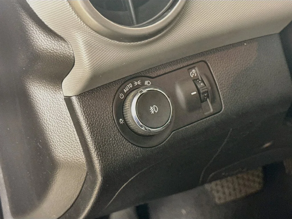 Used 2015 Gray Chevrolet LTZ image 10