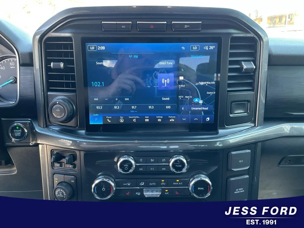 Used 2022 Space White Metallic Ford XLT image 15