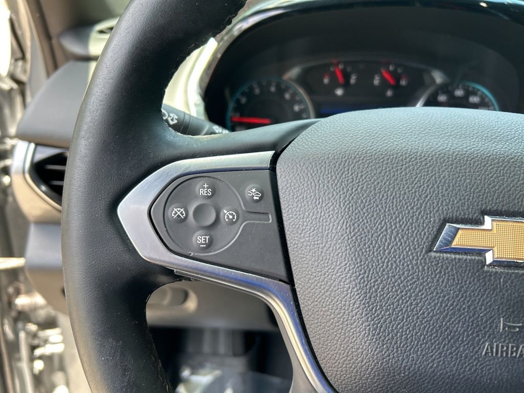Used 2023 Gray Chevrolet LT image 23