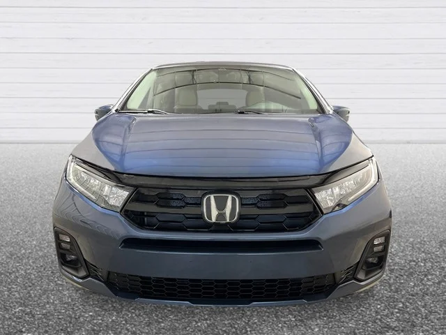 New 2026 Smoke Blue Pearl Honda Touring image 9