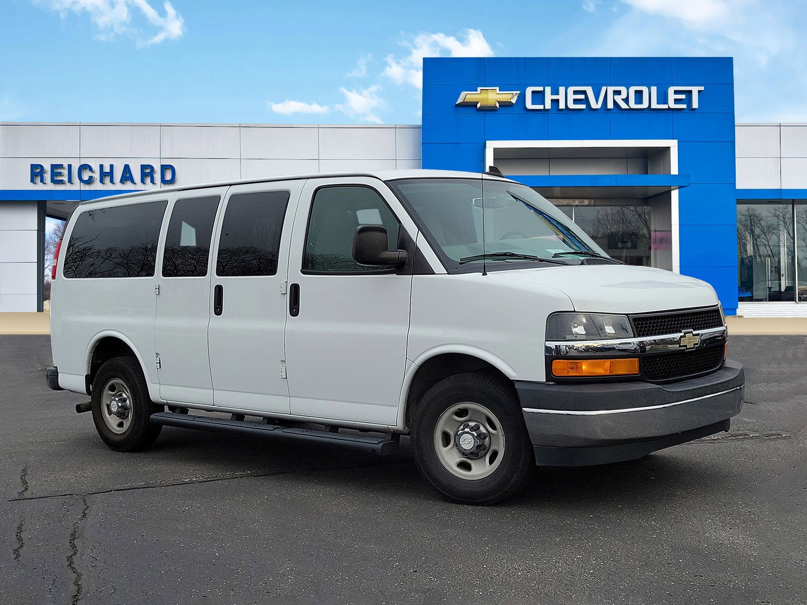 2017 Chevrolet Express Passenger