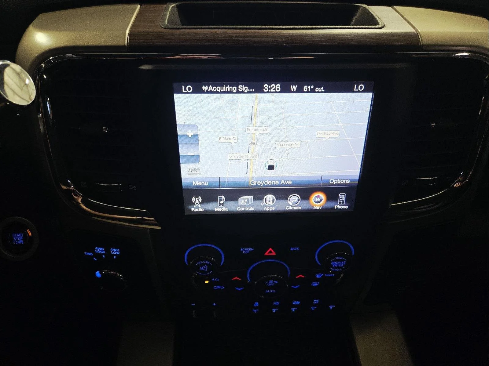 Used 2014 Bright Silver Metallic Clearcoat Ram Laramie image 25