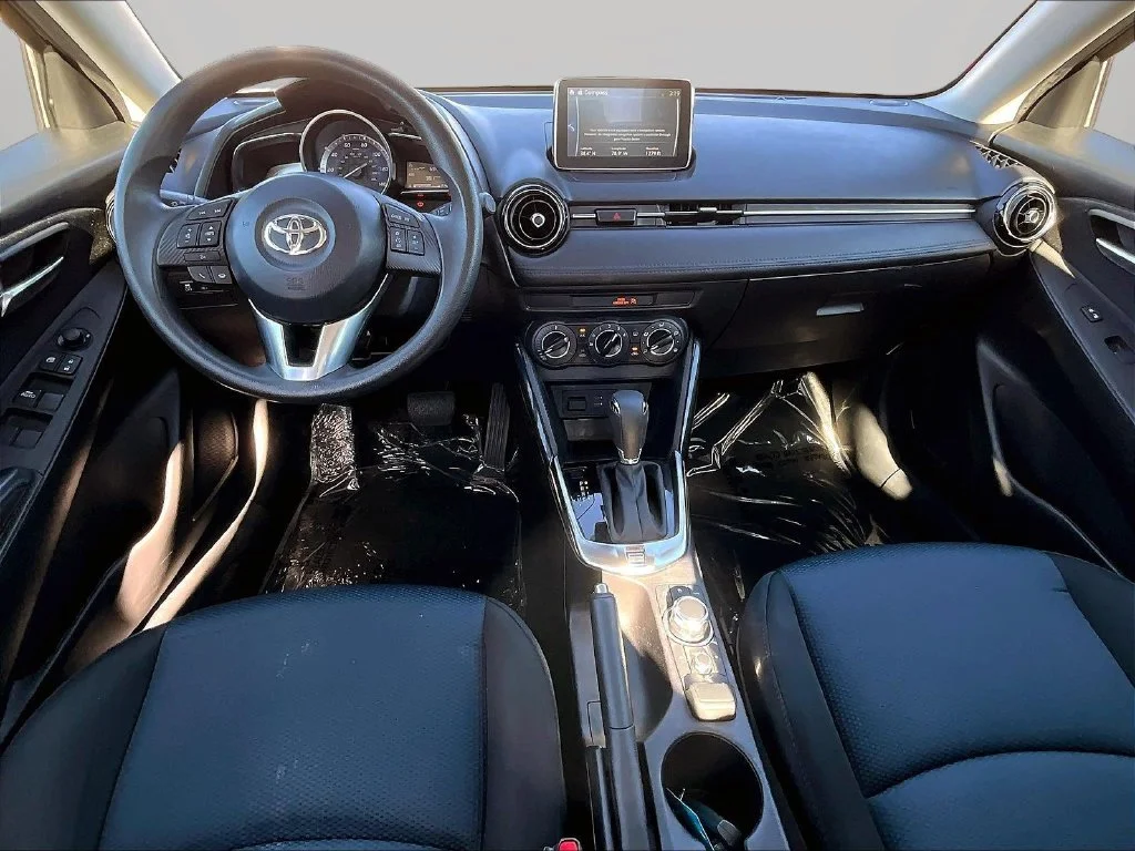 Used 2017 Stealth Toyota Base image 7