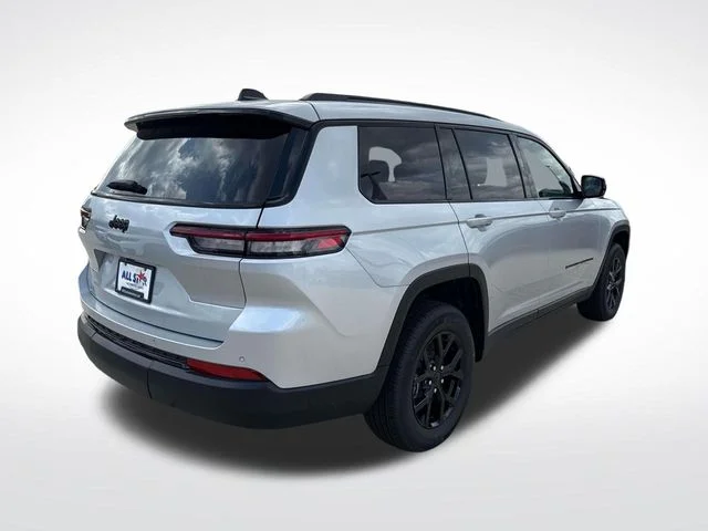 New 2025 Silver Jeep Altitude X image 23