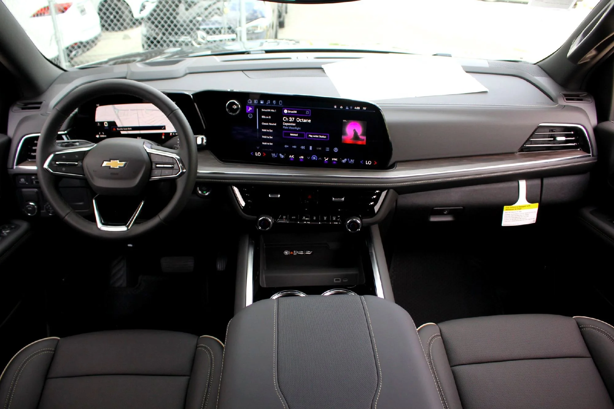 2026 Chevrolet Suburban Premier - Photo 15