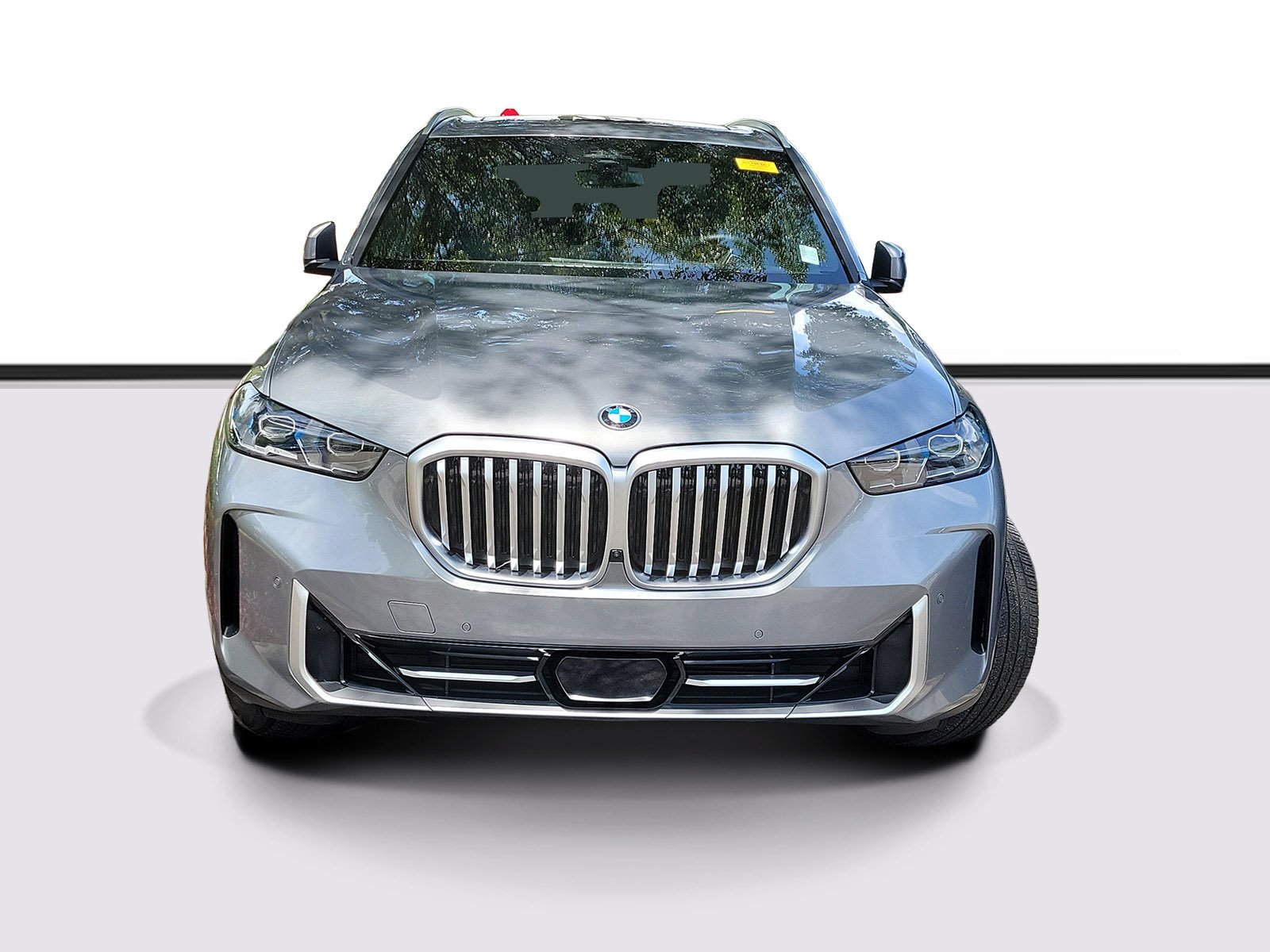 Certified Used 2025 Skyscraper Grey Metallic BMW sDrive40i image 2