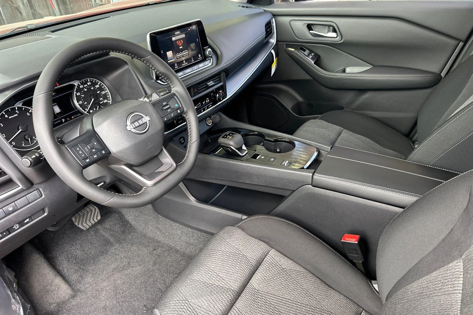 New 2026 Scarlet Ember Tintcoat Nissan SV image 10