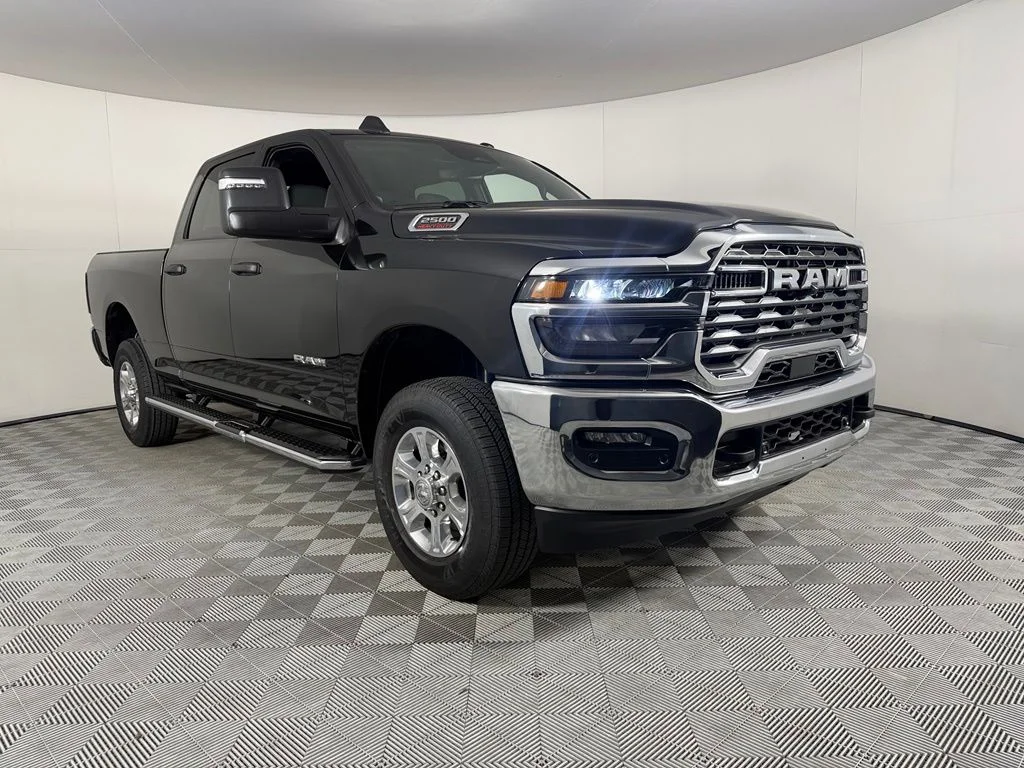 Certified Used 2025 Black Ram Big Horn image 4