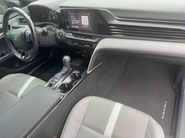 Certified Used 2025  Toyota SE image 33