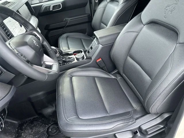 New 2025 Desert Sand Ford Badlands® image 15