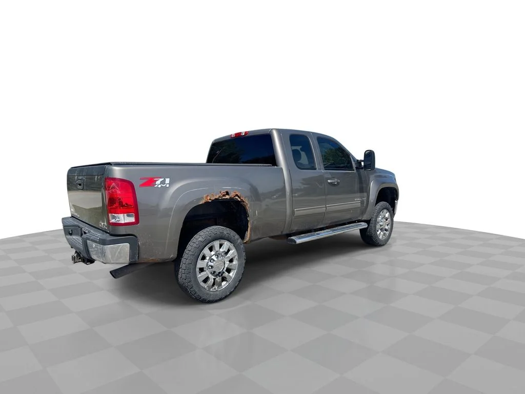 Used 2013 Gray GMC SLT image 7