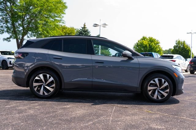 Used 2024 Volkswagen ID.4 STANDARD with VIN 1V2BMPE81RC013533 for sale in Glendale, WI