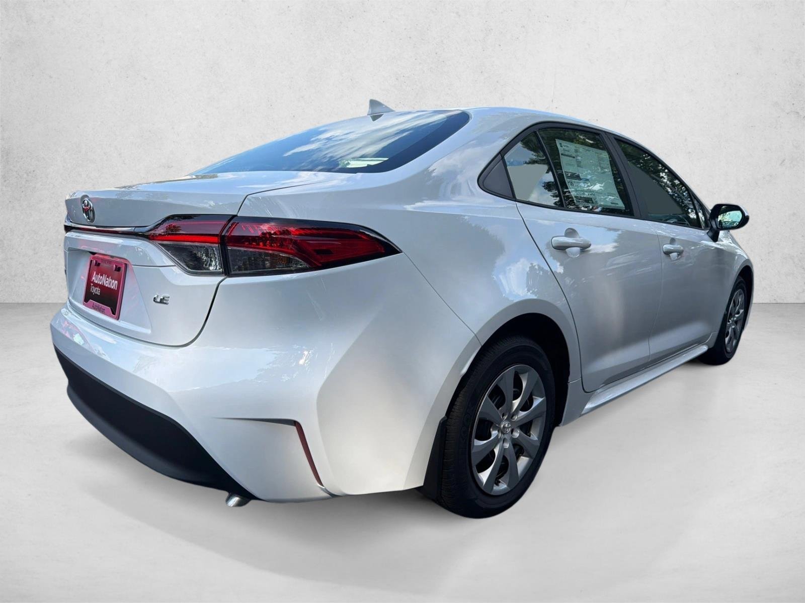 New 2027 Ice Cap Toyota LE image 3