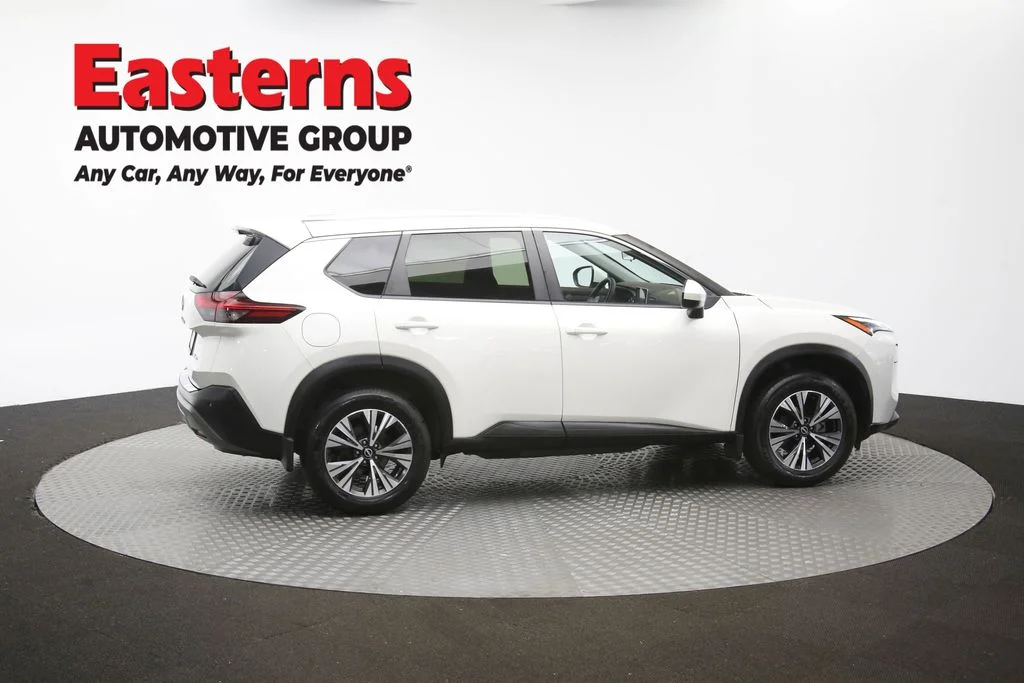 Used 2023 White Nissan SV image 43