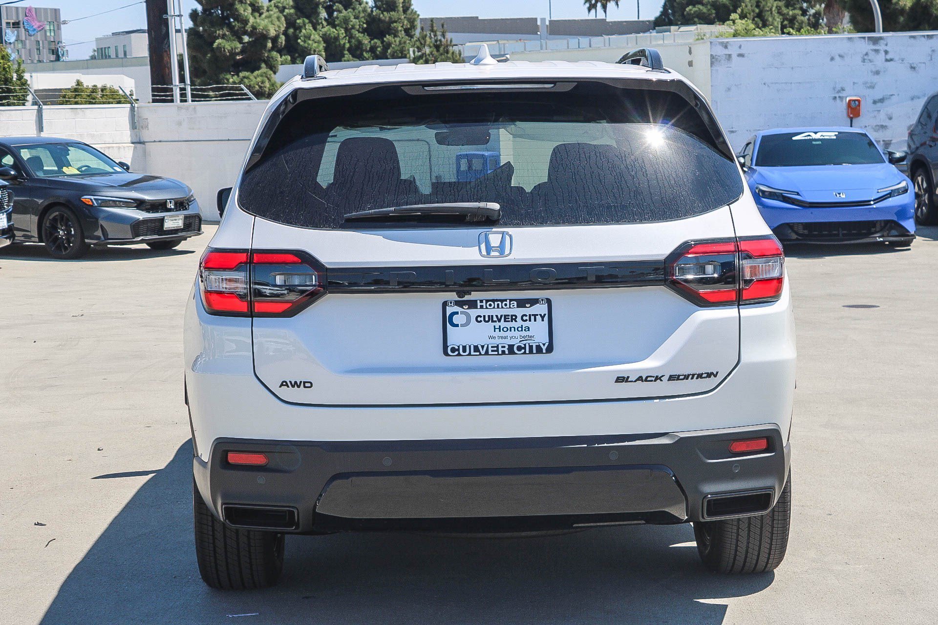 New 2026 Platinum White Pearl Honda Black Edition image 7
