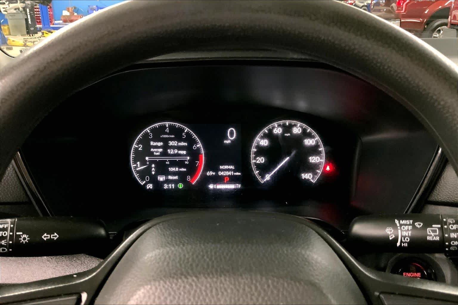 Used 2024 Lunar Silver Metallic Honda LX image 26