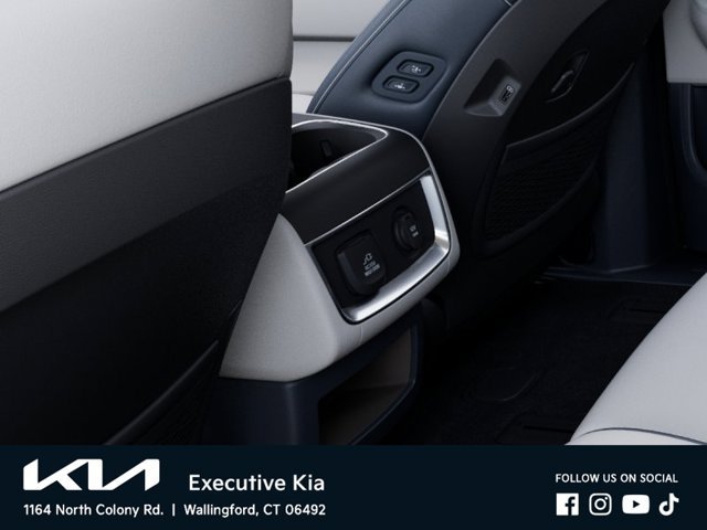 New 2027 Silver Kia SX image 26