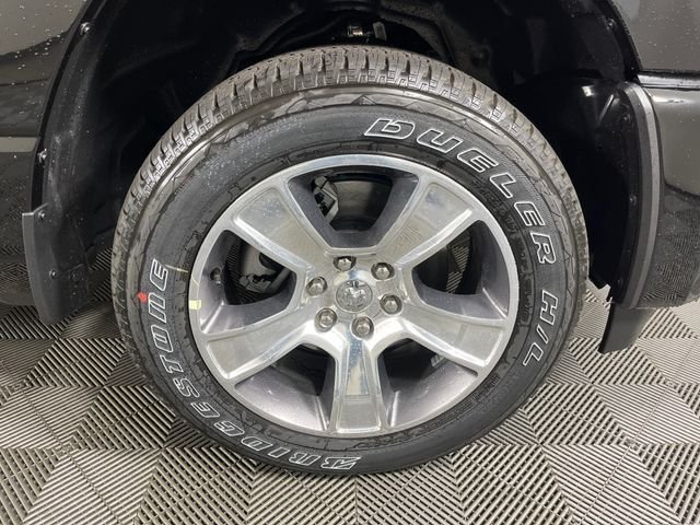 New 2026 Diamond Black Crystal Pearlcoat RAM Express image 5
