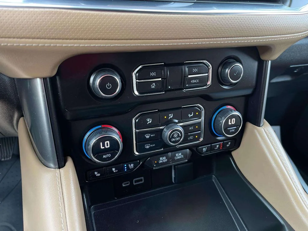 Used 2023 Black Chevrolet Premier image 15