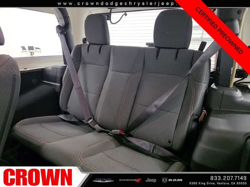 Certified Used 2025  Jeep Sport image 15