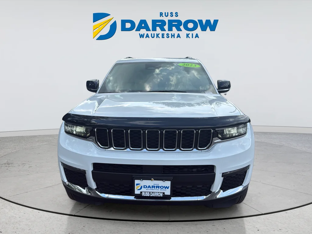 Used 2023 White Jeep Limited image 8