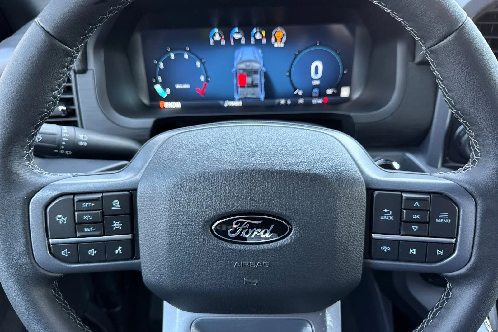 New 2026 Oxford White Ford XLT image 22