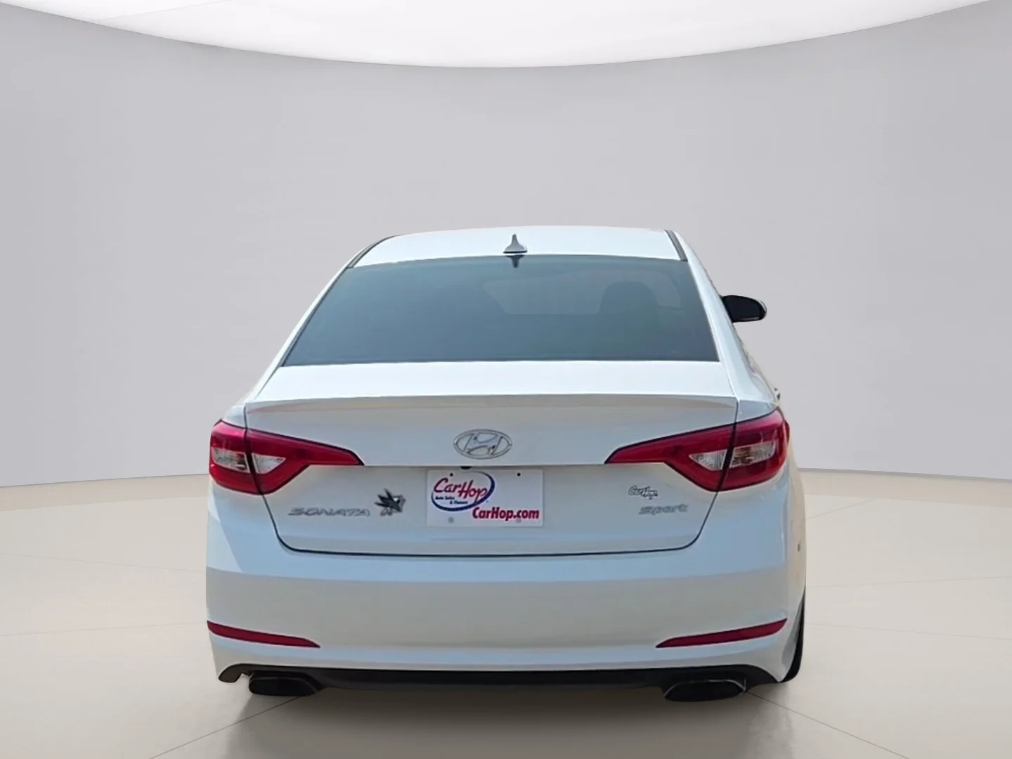 Used 2017 White Hyundai SPORT image 4