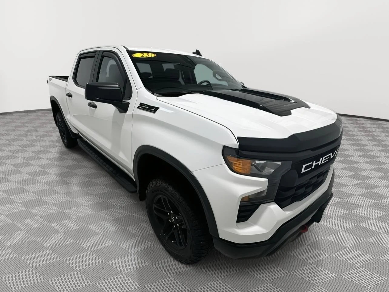 Used 2023 SUMMIT WHITE Chevrolet Custom Trail Boss image 7