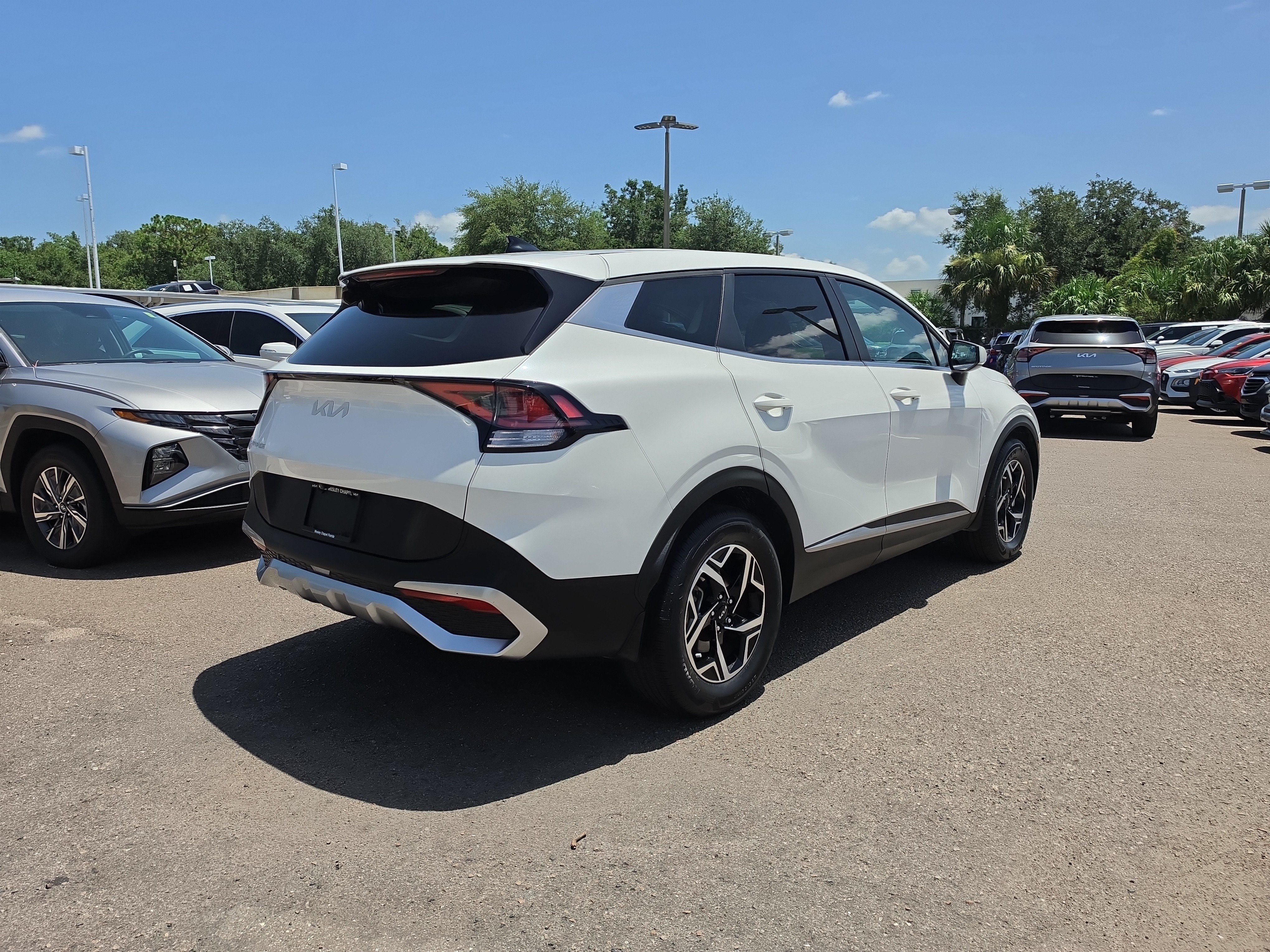 Certified Used 2023 Snow White Pearl Kia LX image 8