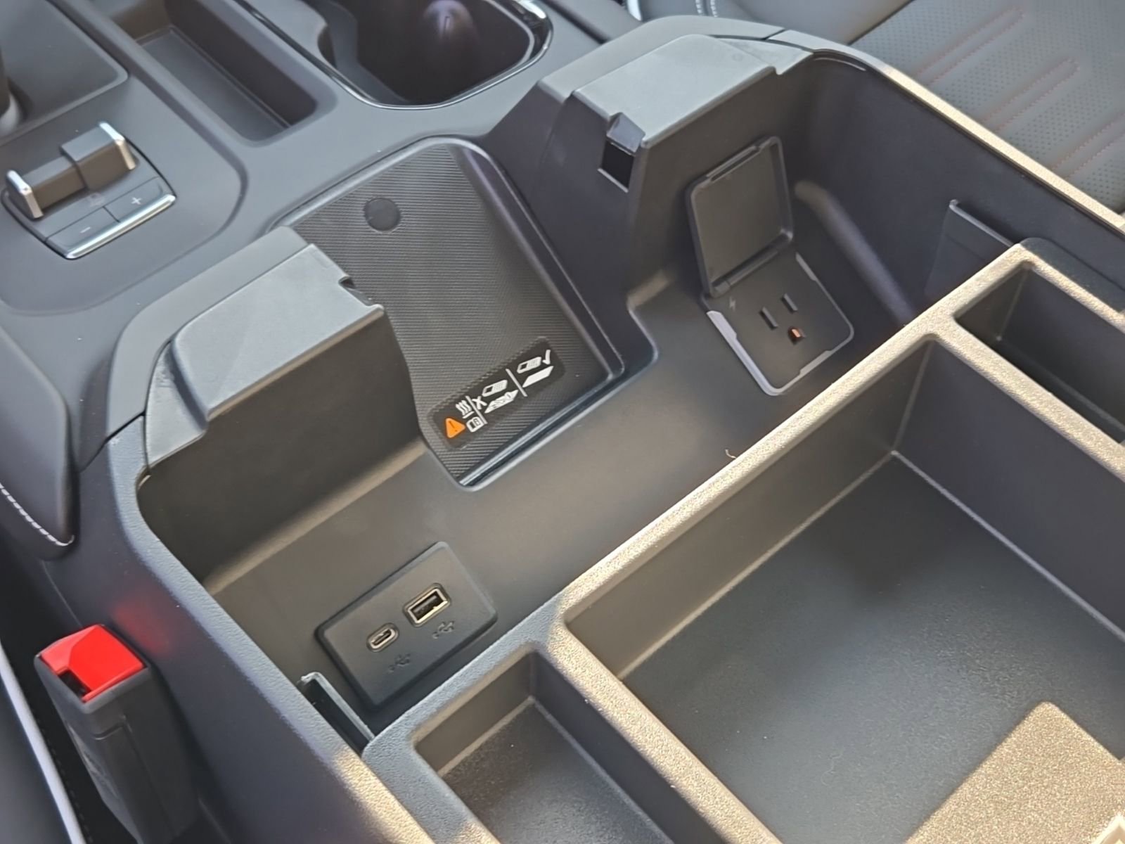 2026 GMC Sierra 1500 AT4X - Photo 29
