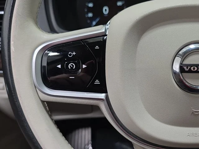 Used 2019 Magic Blue Metallic Volvo T5 Momentum image 16