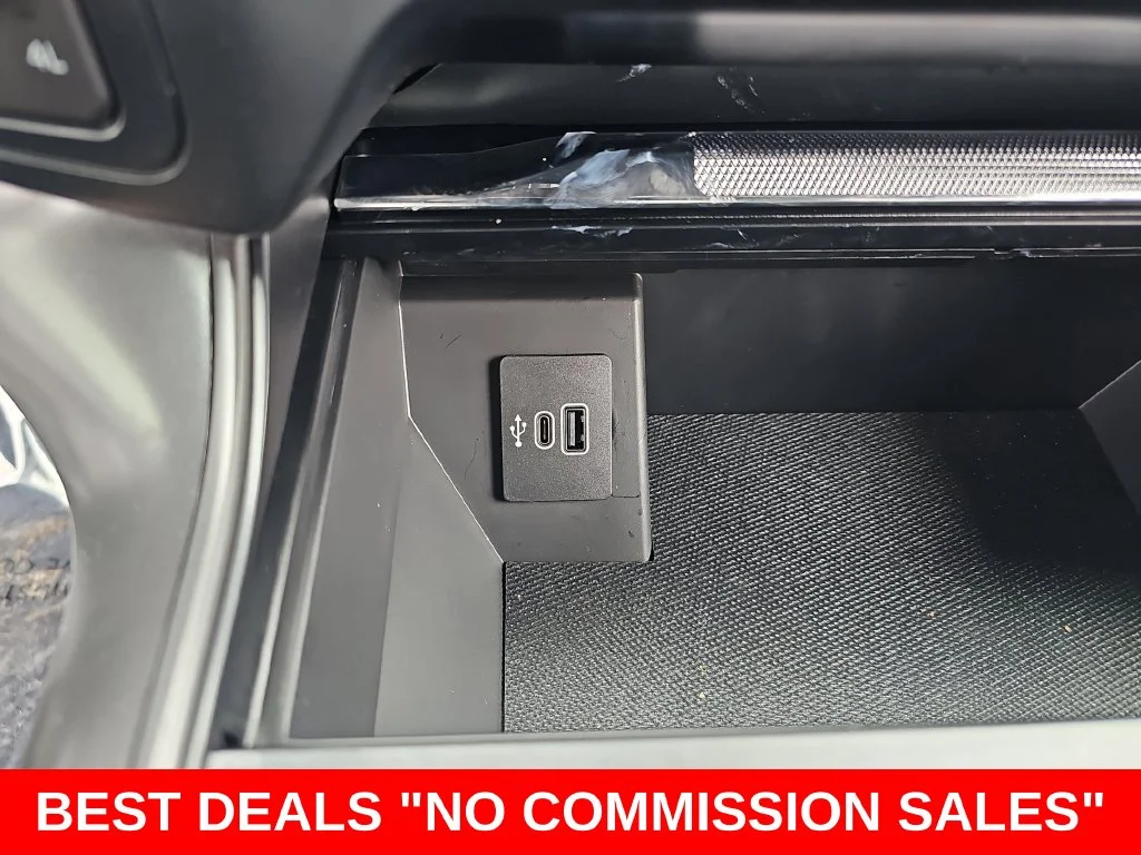 New 2026 Carbonized Gray Metallic Ford Tremor® image 25