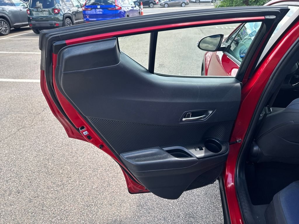 Used 2021 Red Toyota XLE image 37