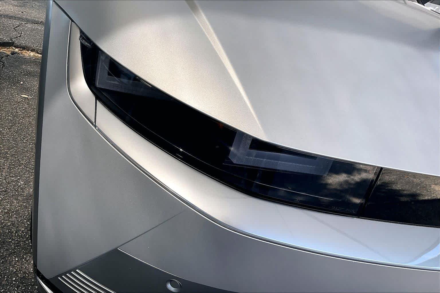 2026 Hyundai IONIQ 5 Limited - Photo 26