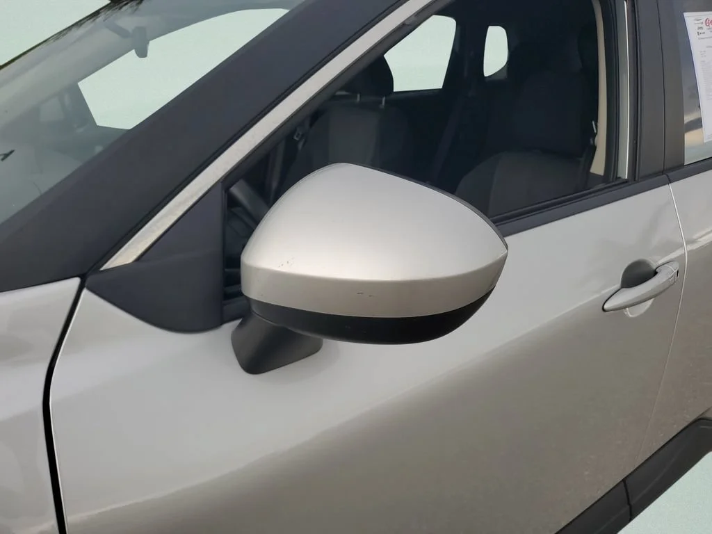 Used 2024 Silver Nissan SV FWD image 26