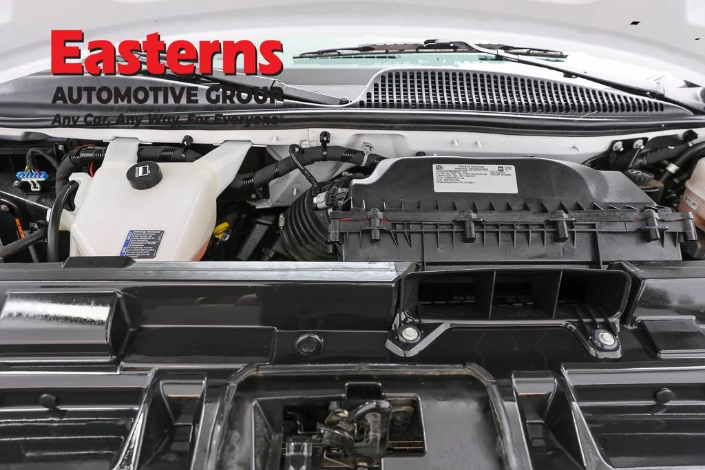Used 2024 White Chevrolet LT image 7