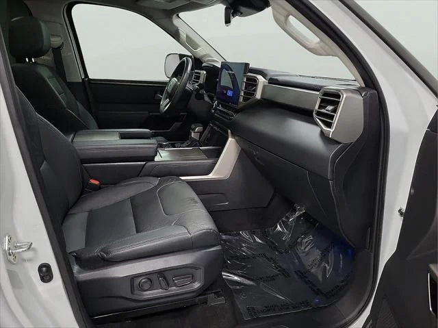 Certified Used 2024 WIND CHILL PEARL Toyota  image 15