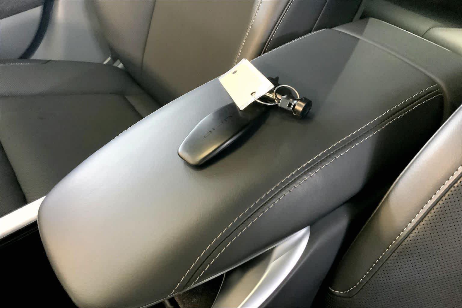 Used 2025 Quantum Grey Metallic Lucid Touring image 13