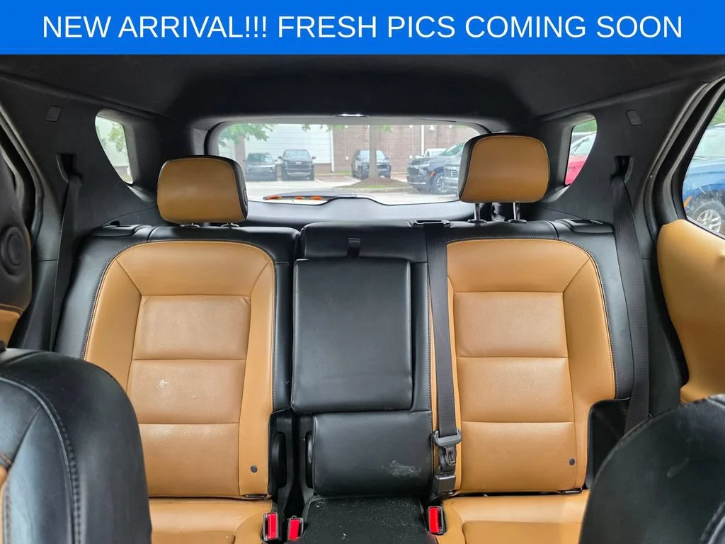 Used 2019 SUMMIT WHITE Chevrolet Premier image 12