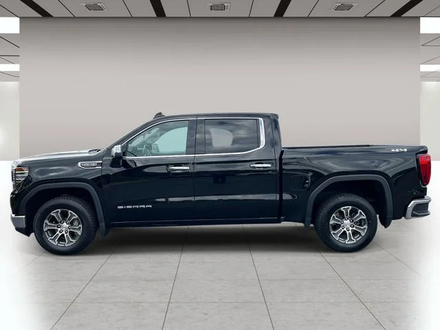 Used 2025 Black GMC SLT image 7