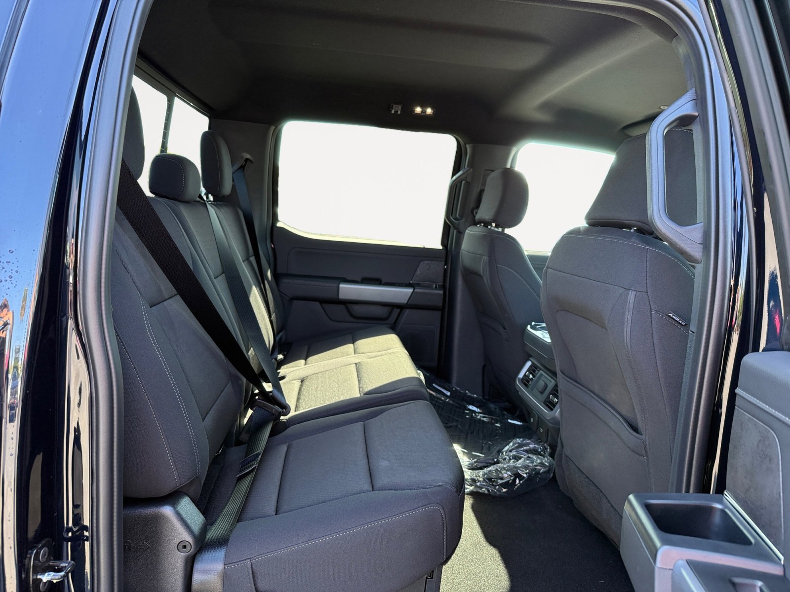 New 2026 Antimatter Blue Metallic Ford XLT image 18