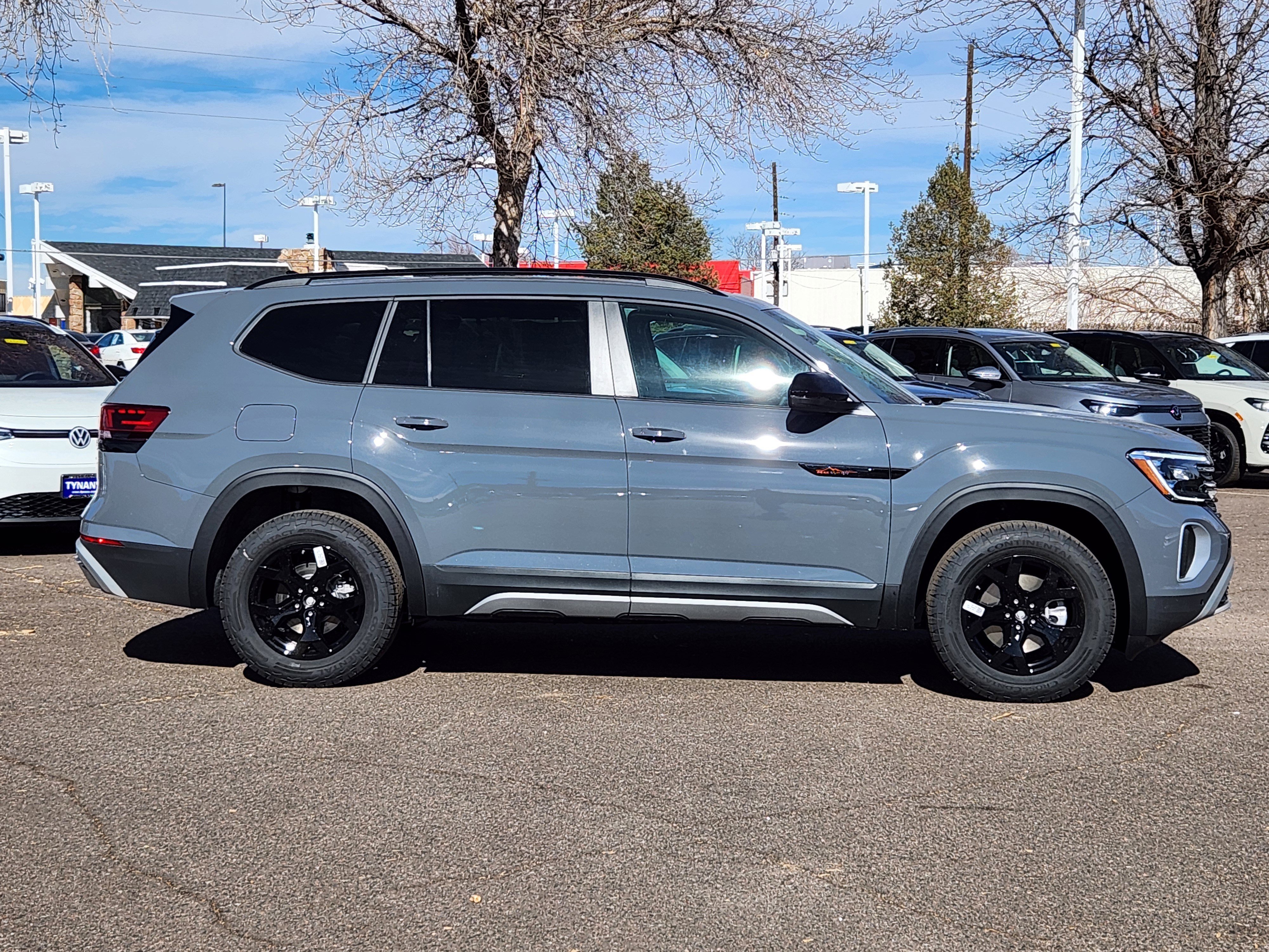 2026 Volkswagen Atlas Atlas Peak Edition - Photo 2