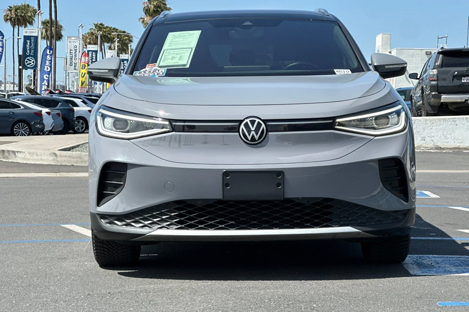 Used 2021 Gray Volkswagen Pro S image 9