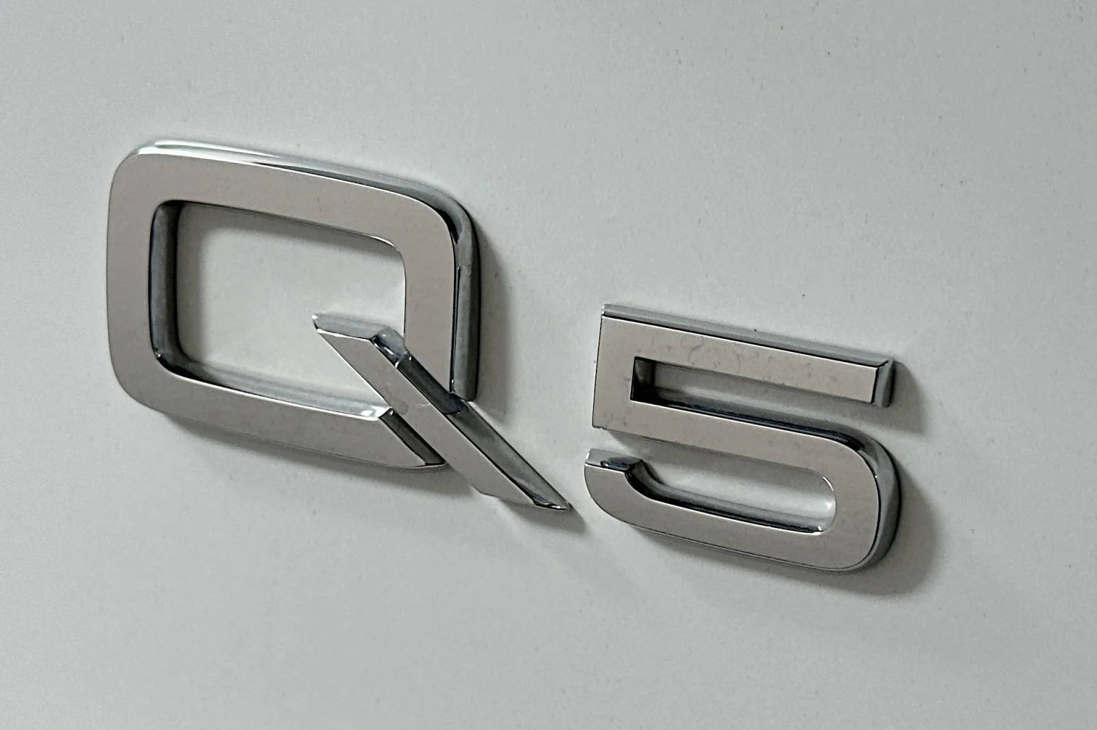 Used 2023 Glacier White Metallic Audi Premium image 10