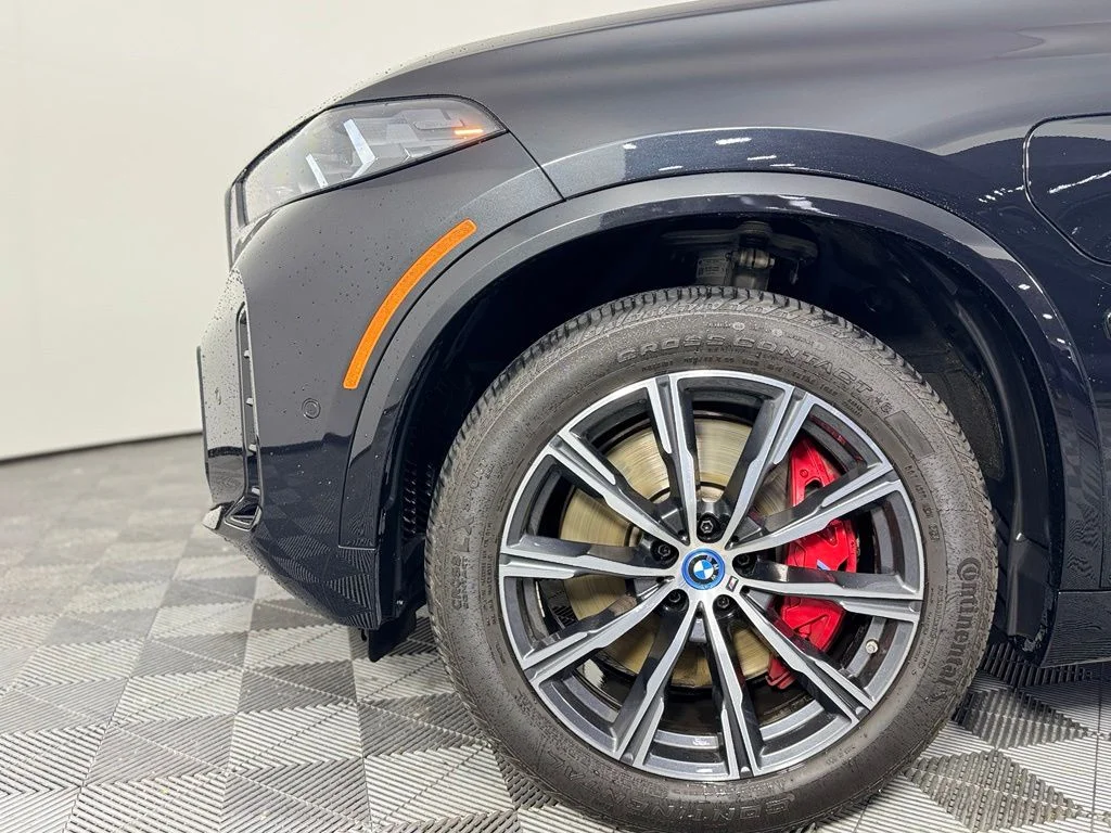 Certified Used 2025 Black Sapphire Metallic BMW xDrive50e image 9
